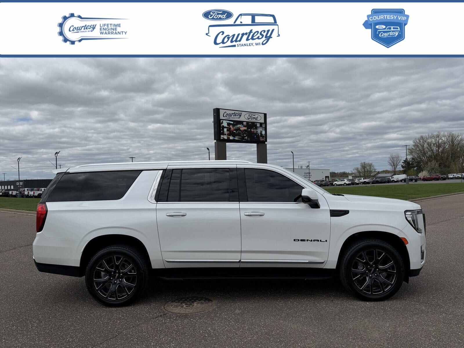 2023 GMC Yukon XL