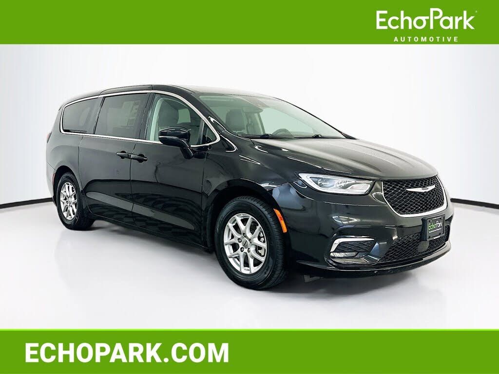2024 CHRYSLER Pacifica