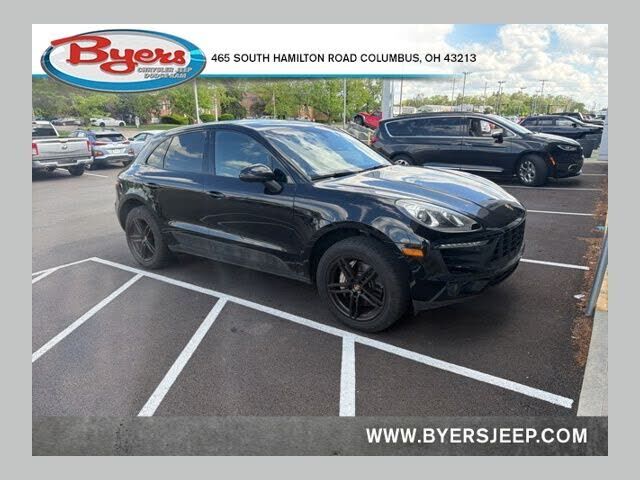 2016 PORSCHE Macan