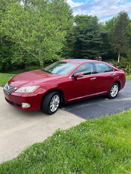 2011 LEXUS ES