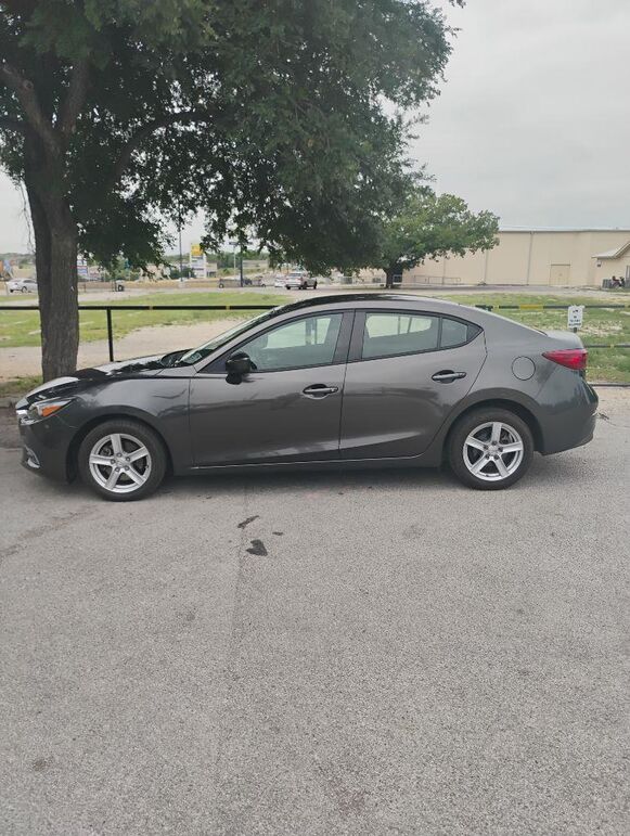 2017 MAZDA Mazda3