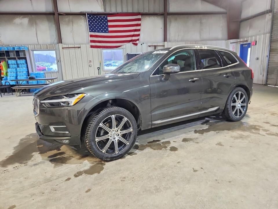 2021 VOLVO XC60