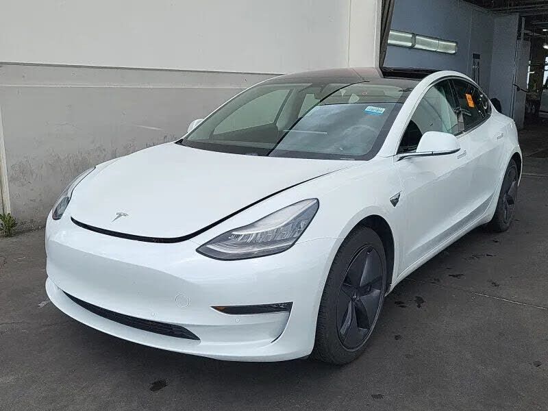 2019 TESLA Model 3
