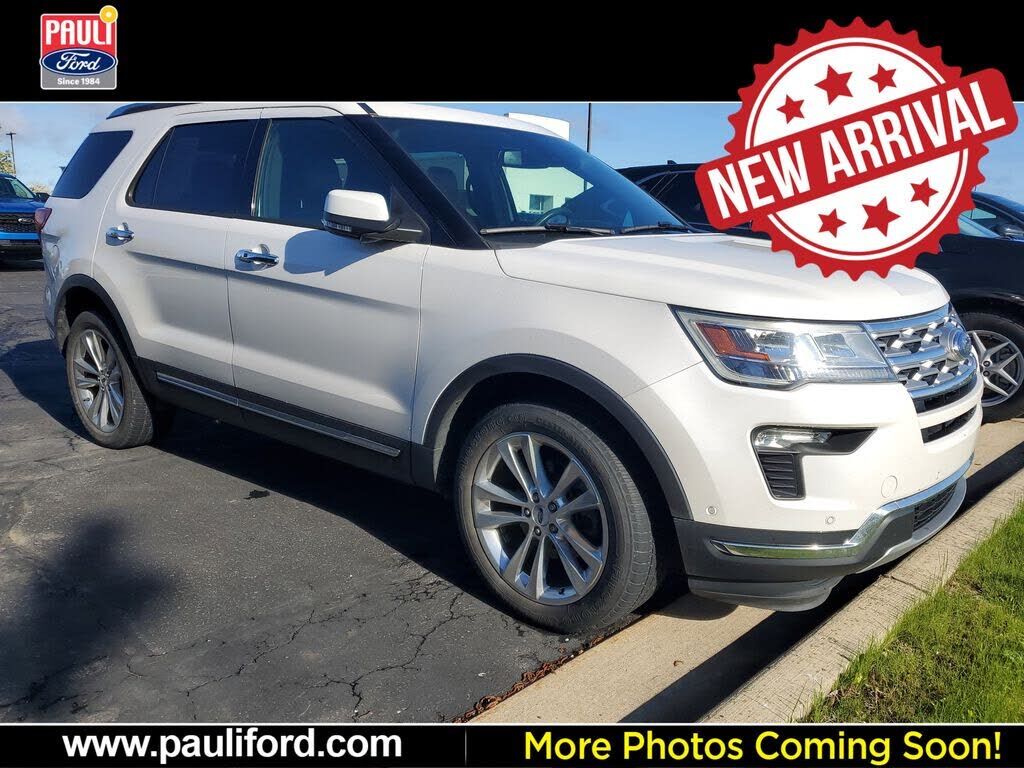 2018 FORD Explorer