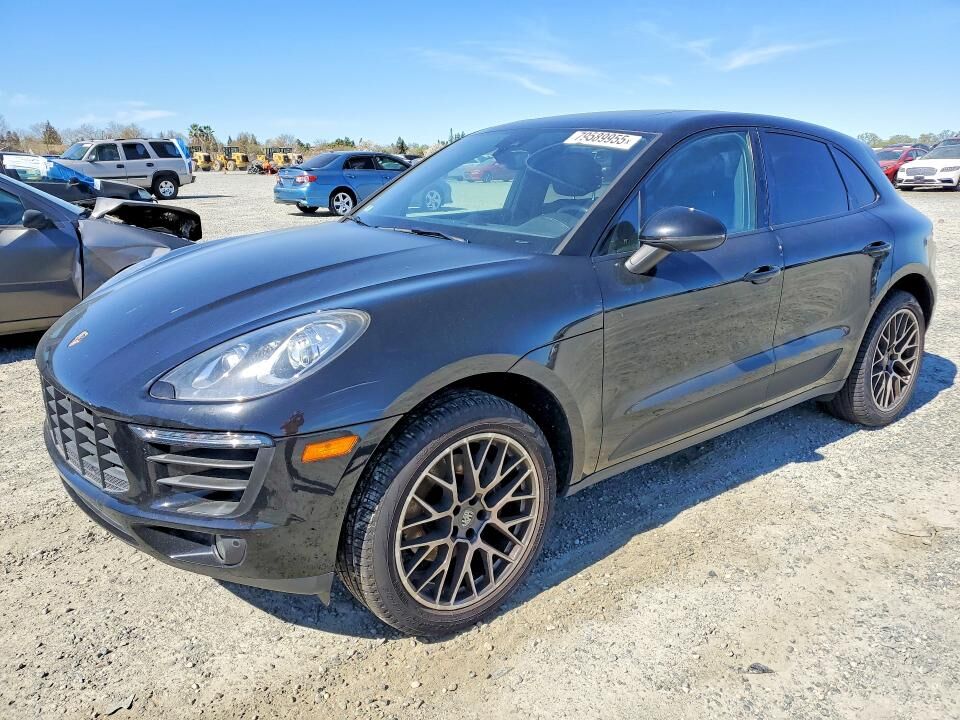 2018 PORSCHE Macan