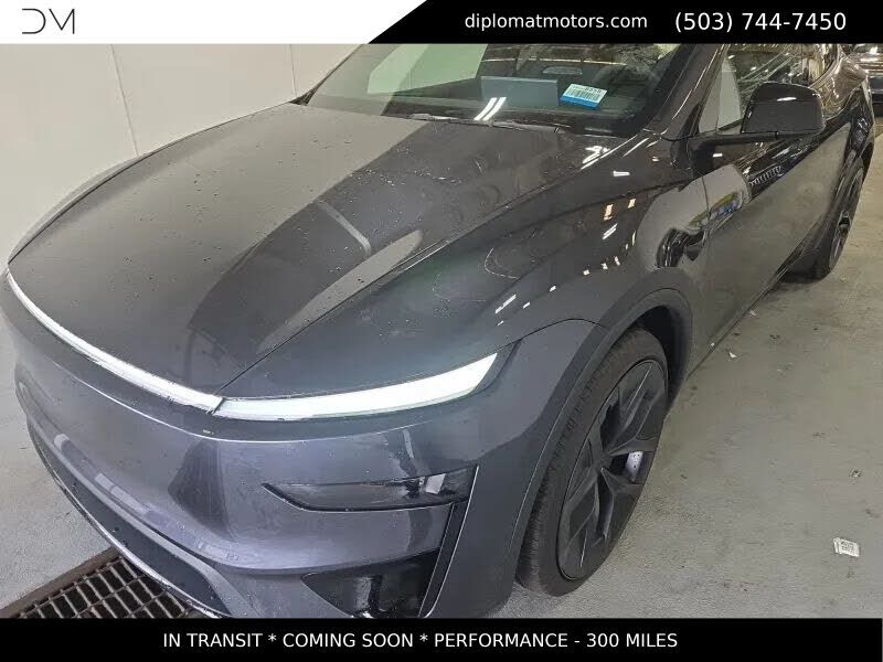 2026 TESLA Model Y