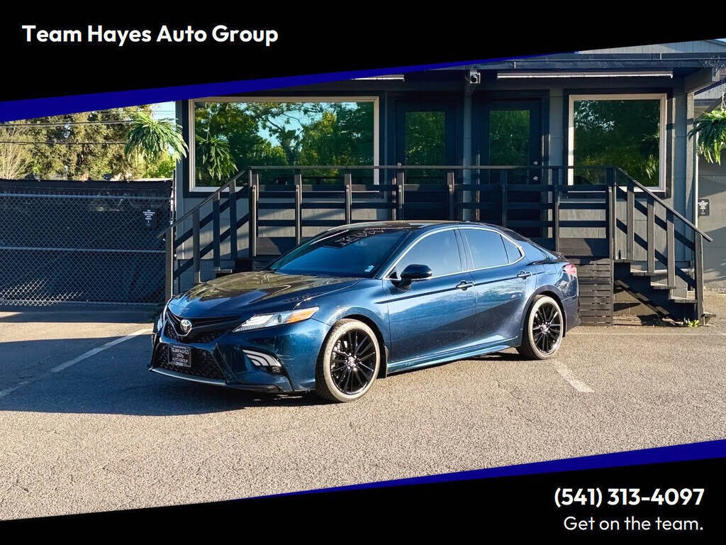 2018 TOYOTA Camry