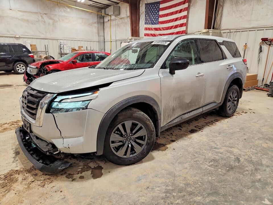 2024 NISSAN Pathfinder