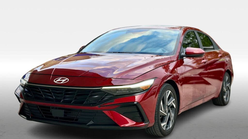 2025 HYUNDAI Elantra