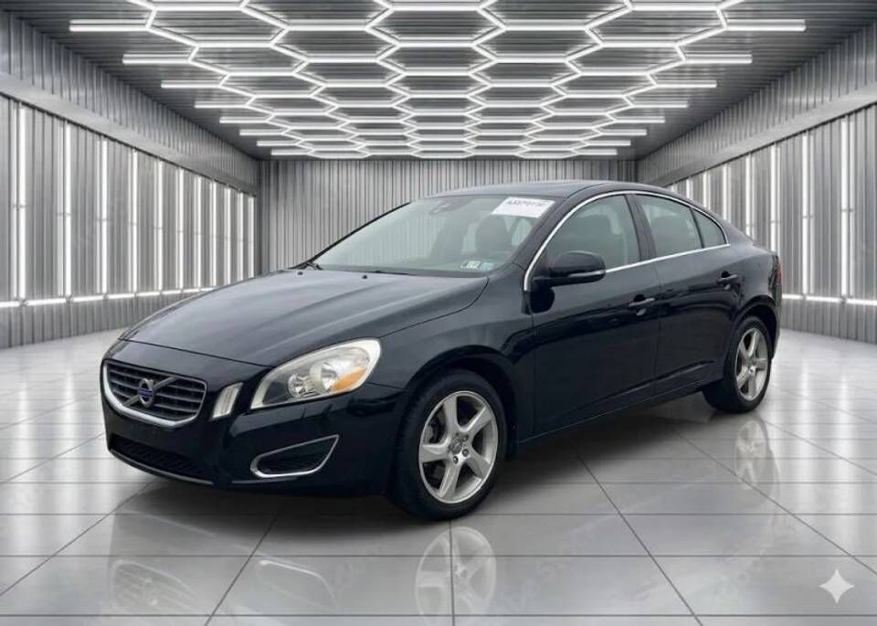 2013 VOLVO S60