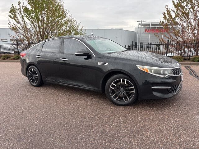 2017 KIA Optima