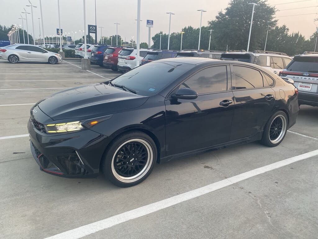 2023 KIA Forte