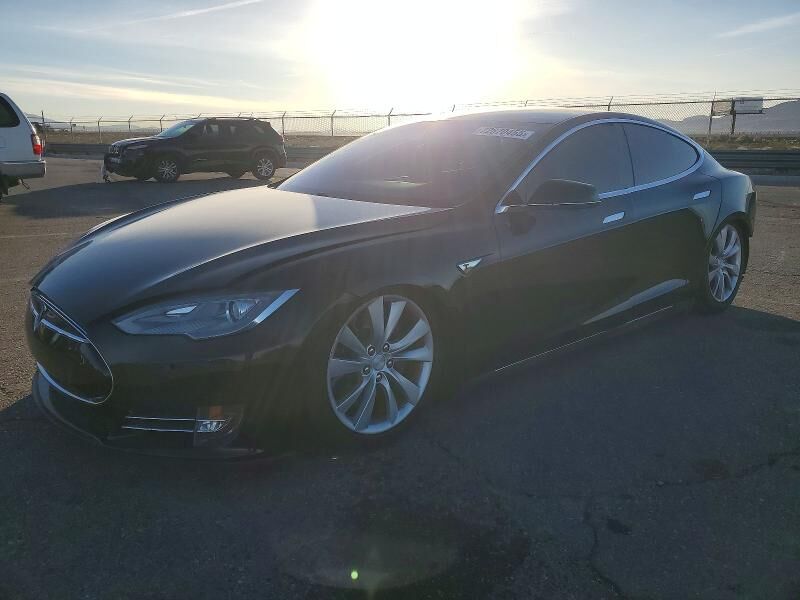 2013 TESLA Model S