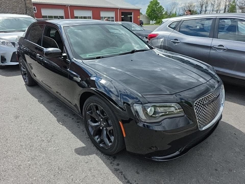 2021 CHRYSLER 300