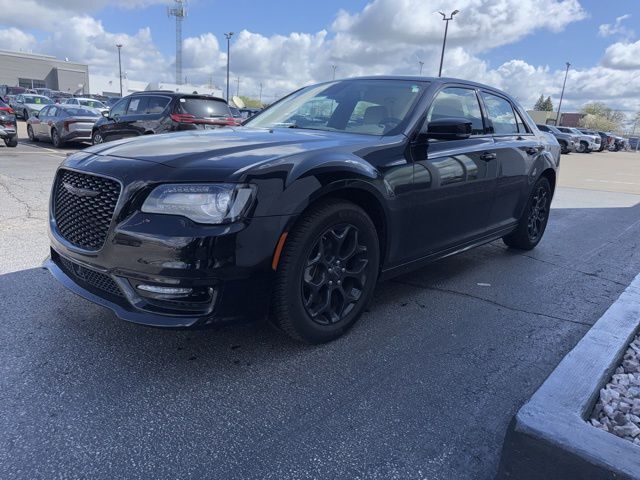 2022 CHRYSLER 300
