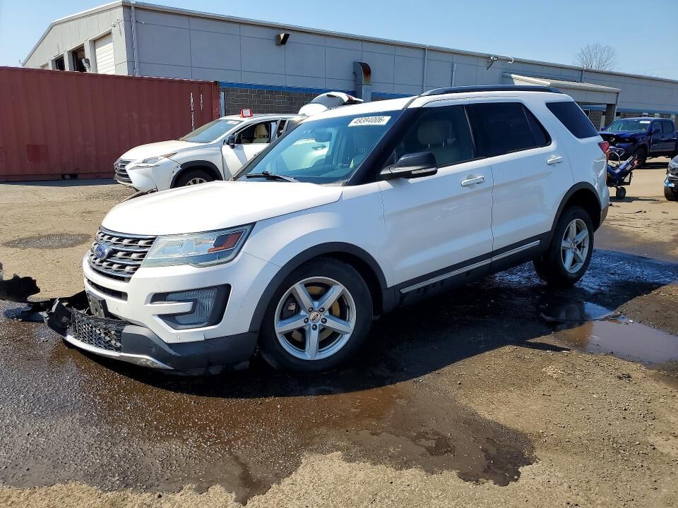 2016 FORD Explorer
