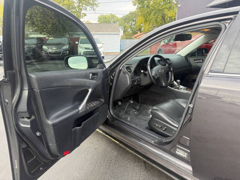 2009 LEXUS IS
