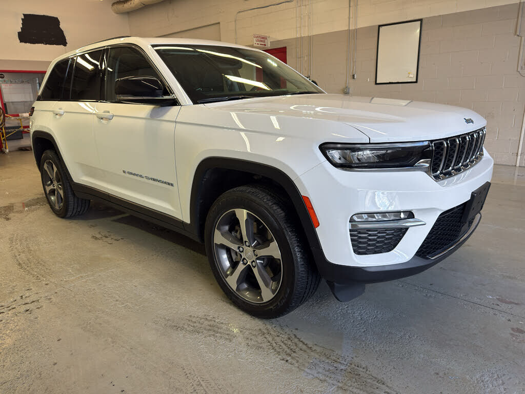 2022 JEEP Grand Cherokee