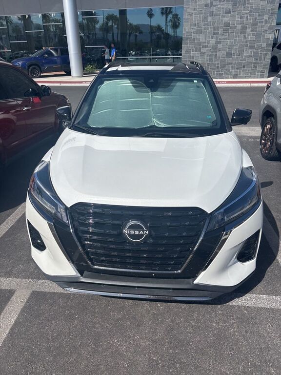 2022 NISSAN Kicks