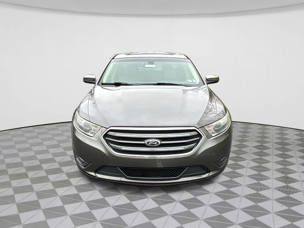2013 FORD Taurus