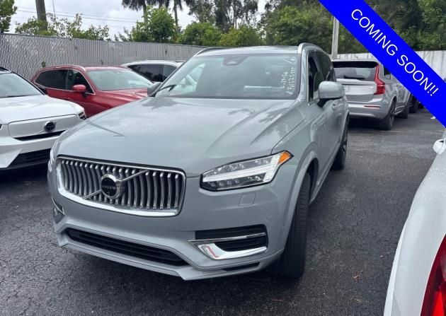 2024 VOLVO XC90