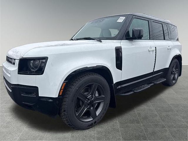 2026 LAND ROVER Defender