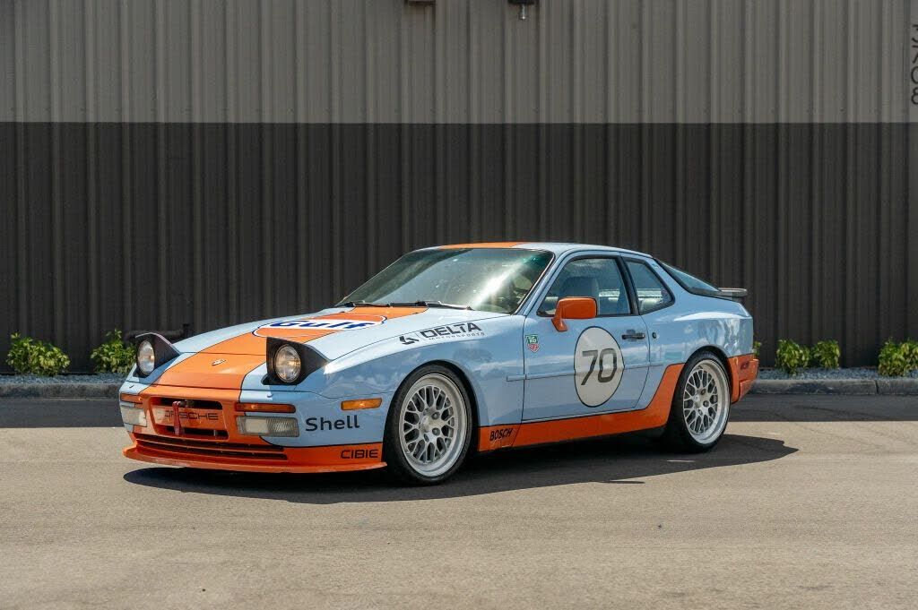 1988 PORSCHE 944