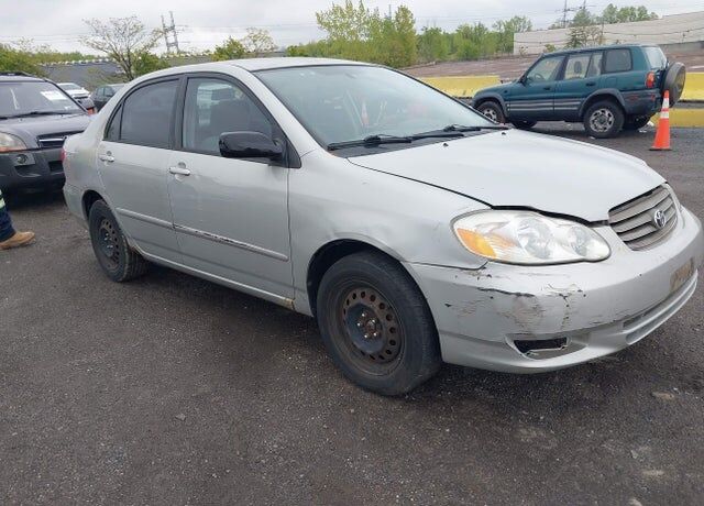 2004 TOYOTA Corolla
