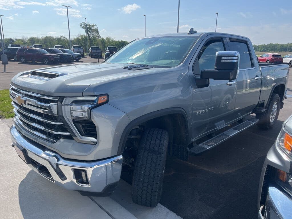 2024 CHEVROLET Silverado HD