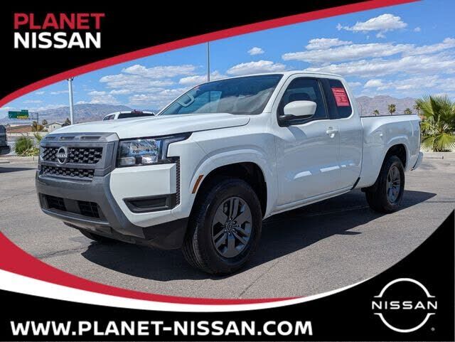 2025 NISSAN Frontier