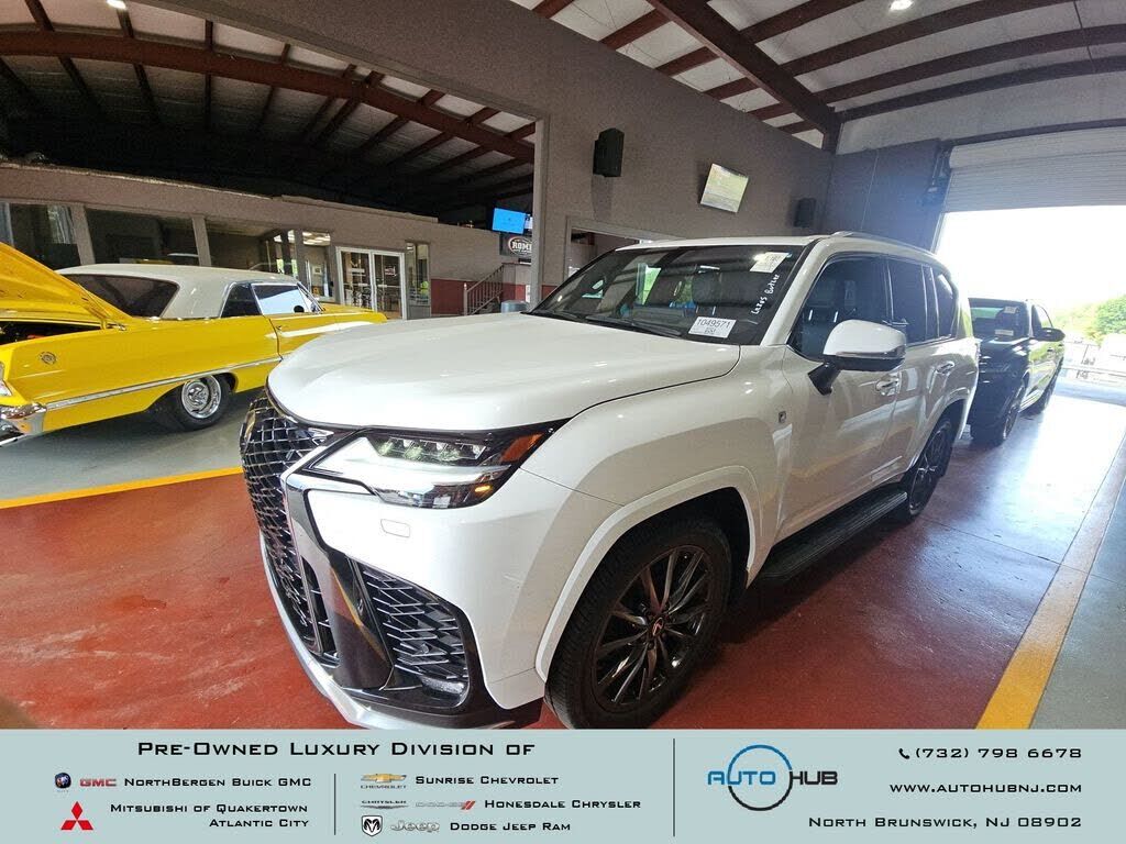 2024 LEXUS LX