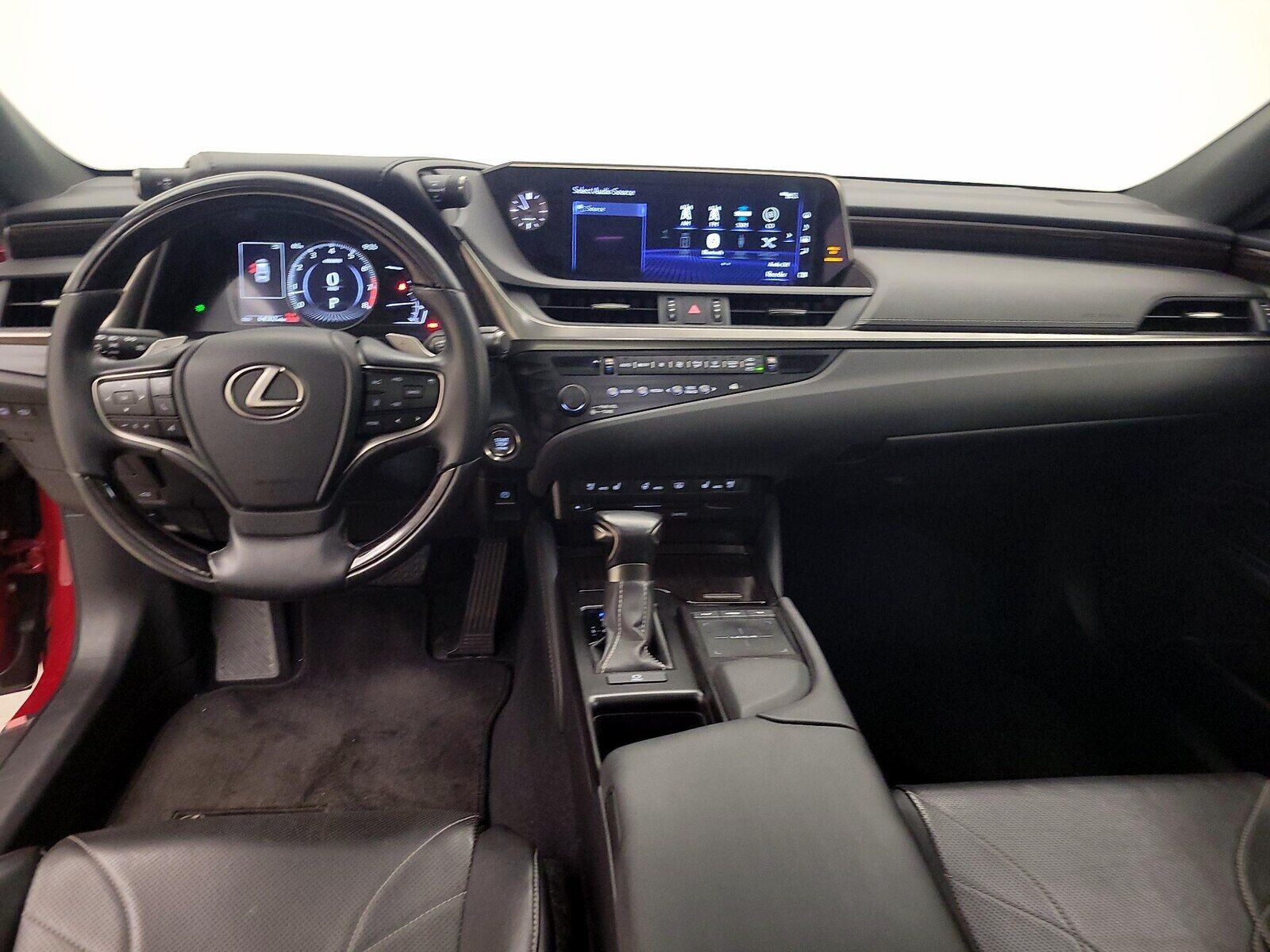 2019 LEXUS ES