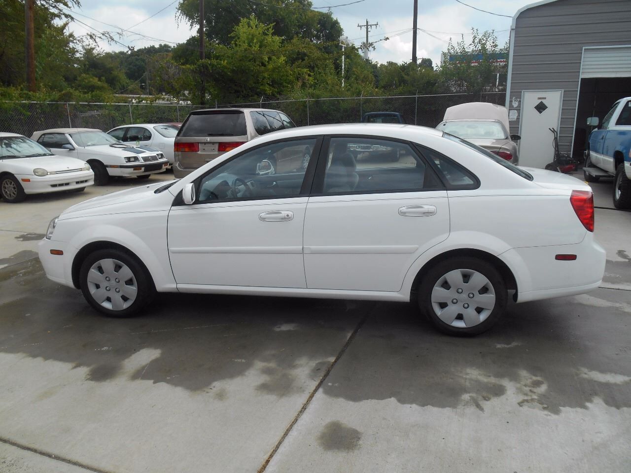 2008 SUZUKI Forenza