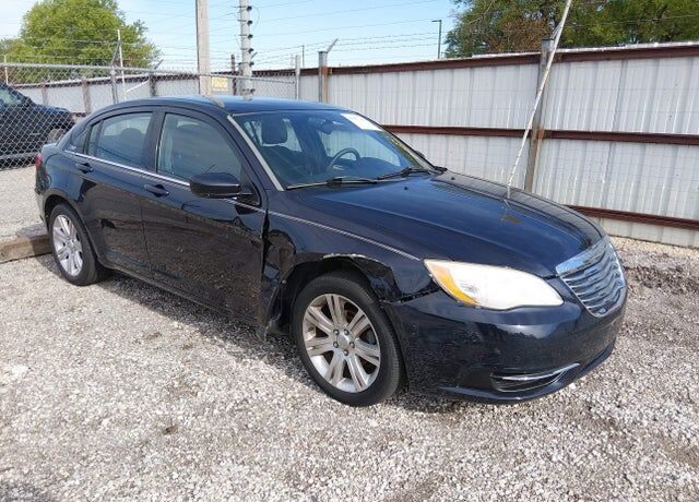 2012 CHRYSLER 200