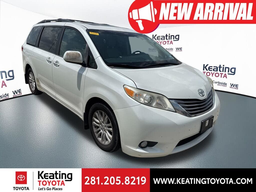 2015 TOYOTA Sienna