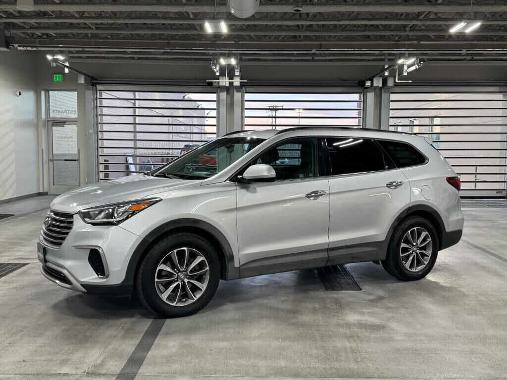 2017 HYUNDAI Santa Fe
