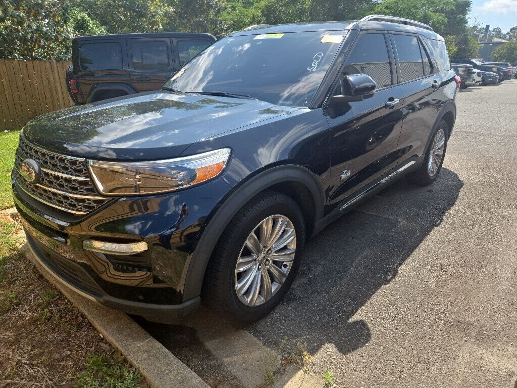 2021 FORD Explorer
