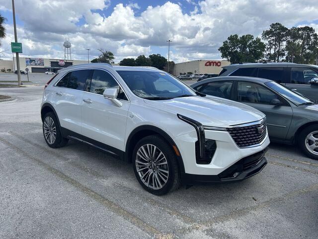 2025 CADILLAC XT4