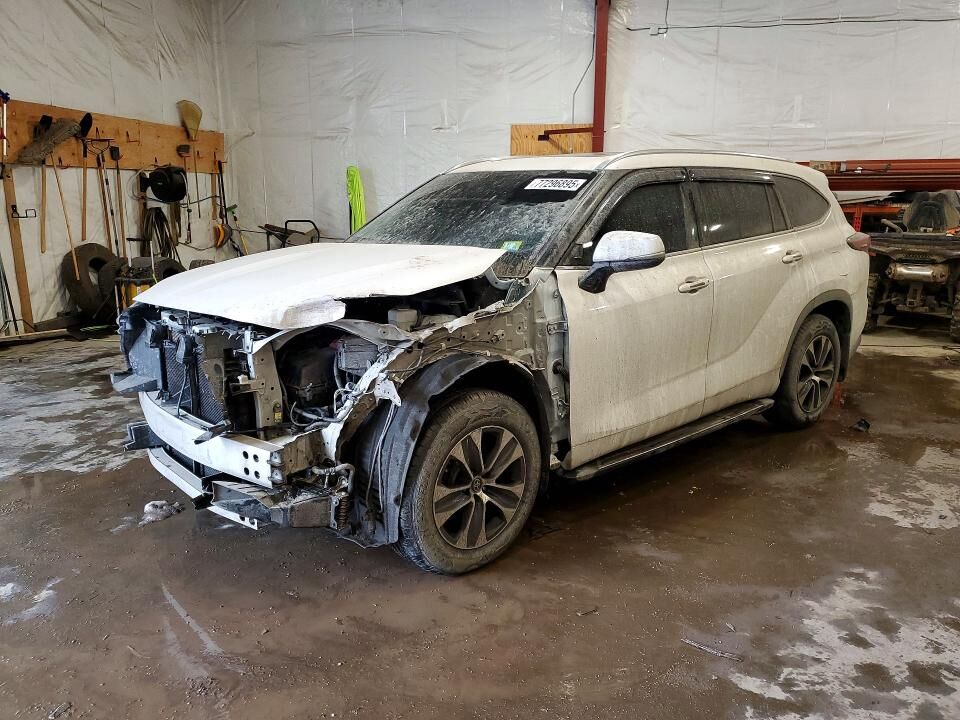2020 TOYOTA Highlander
