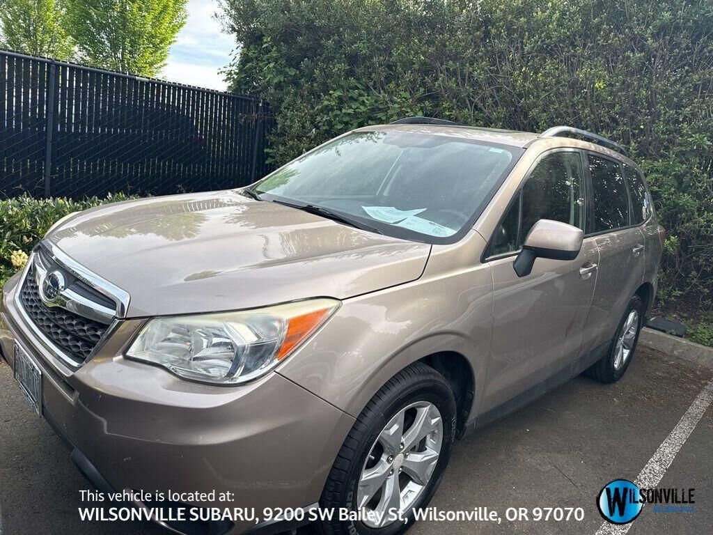 2015 SUBARU Forester