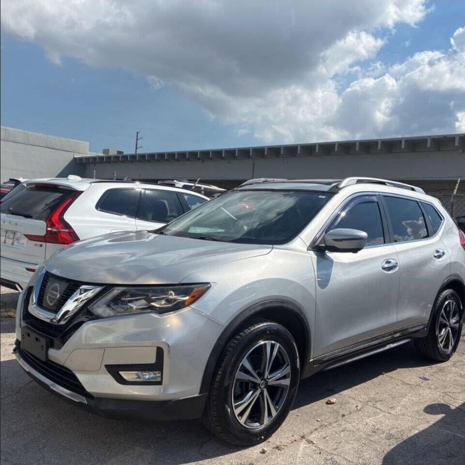 2017 NISSAN Rogue