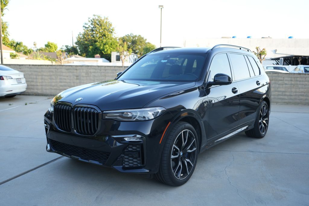 2020 BMW X7