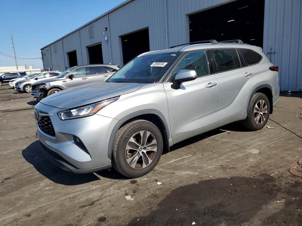 2020 TOYOTA Highlander