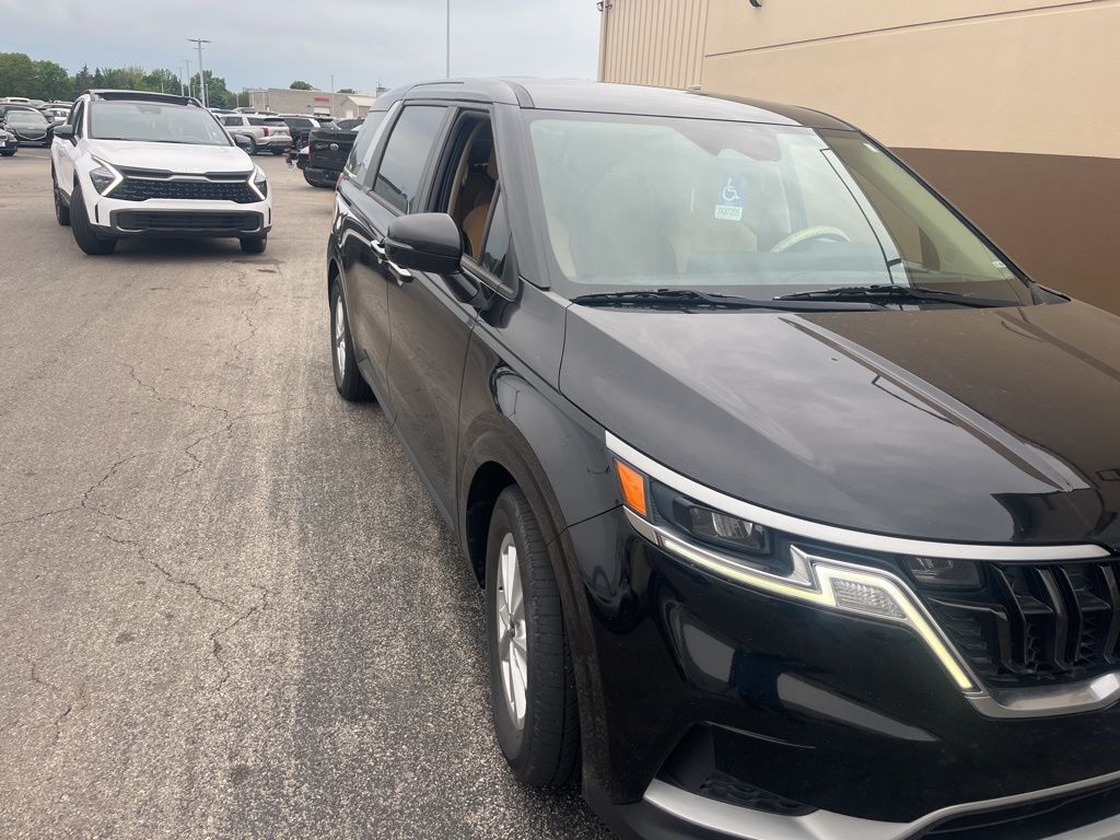 2022 KIA Carnival