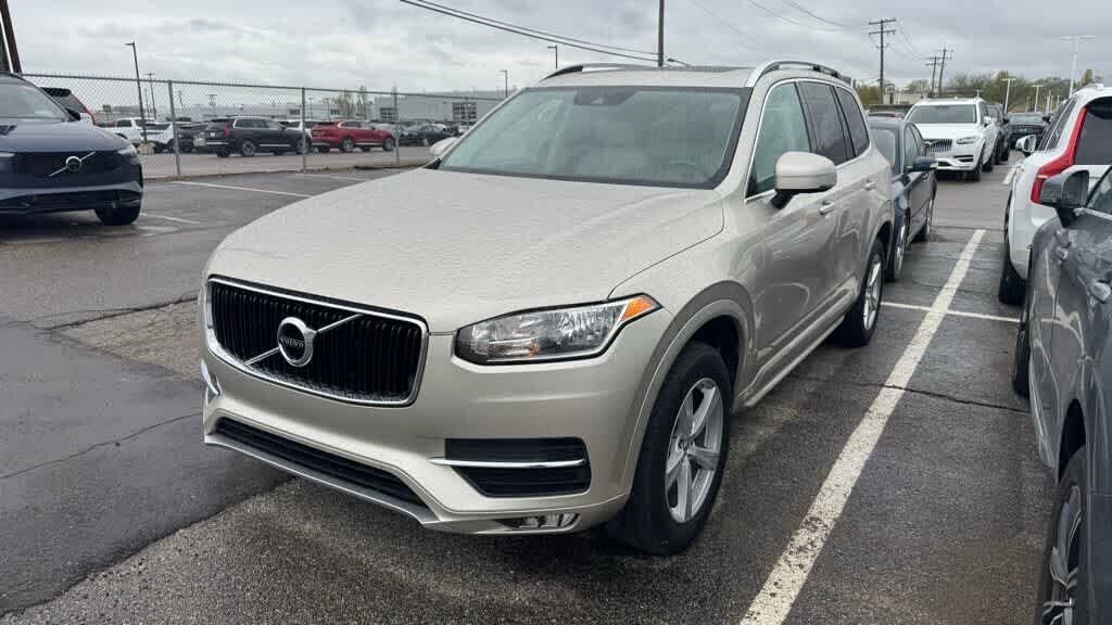 2016 VOLVO XC90