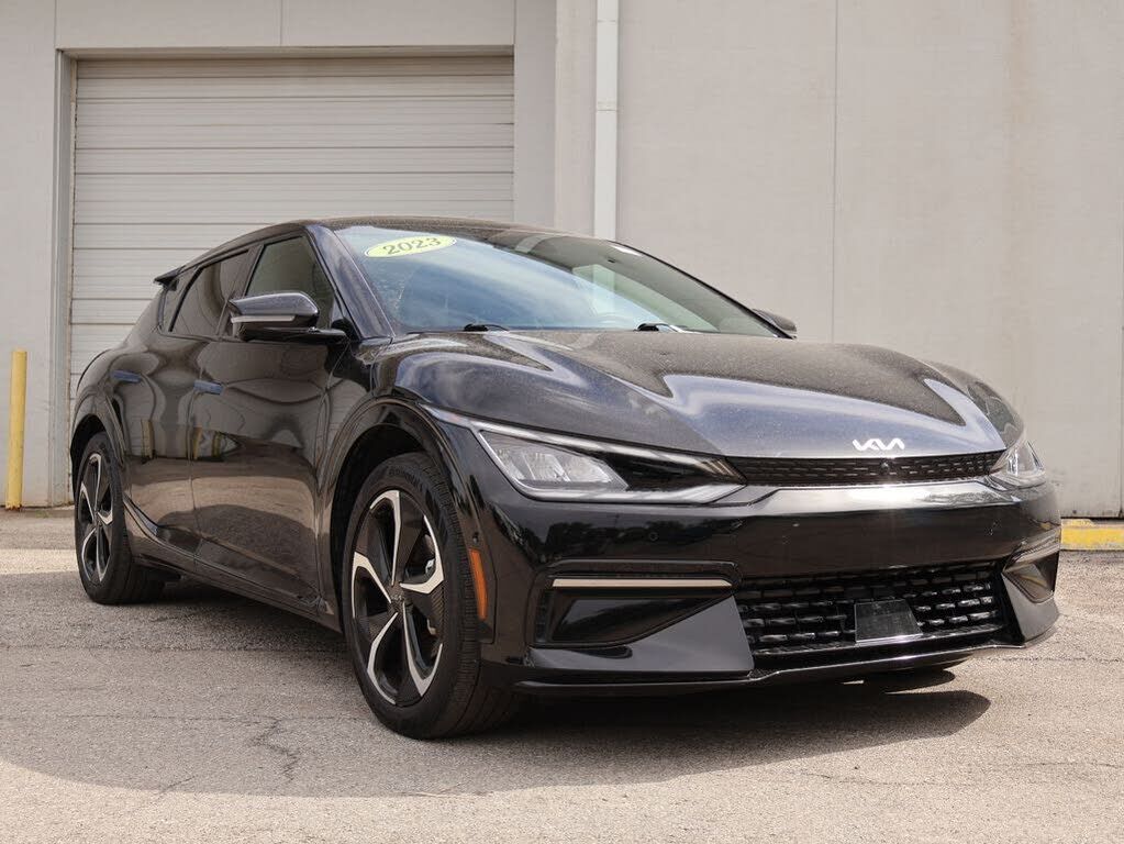 2023 KIA EV6