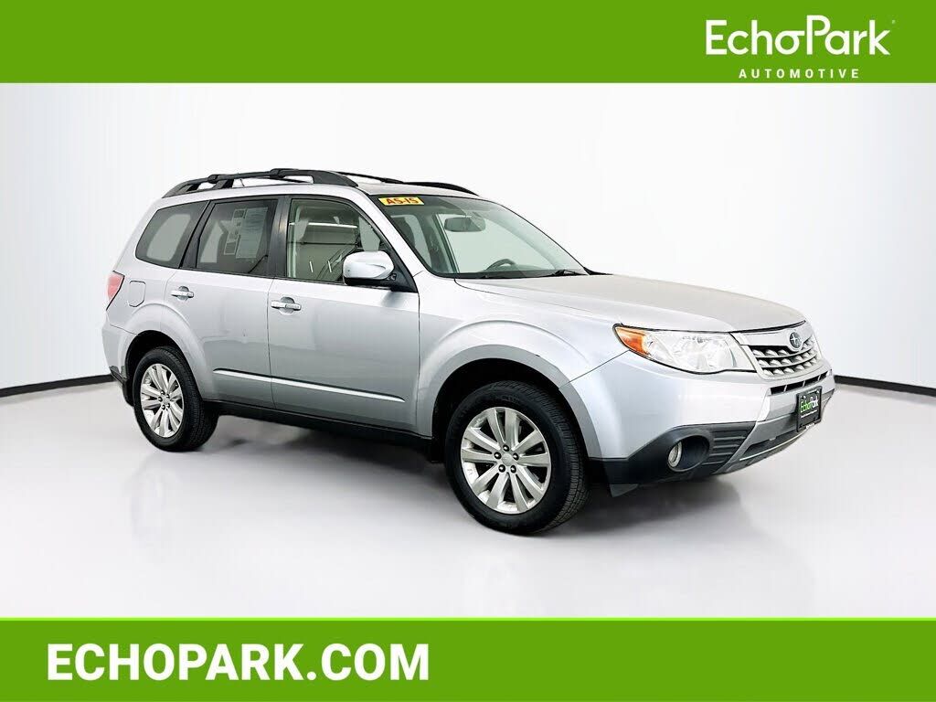 2013 SUBARU Forester