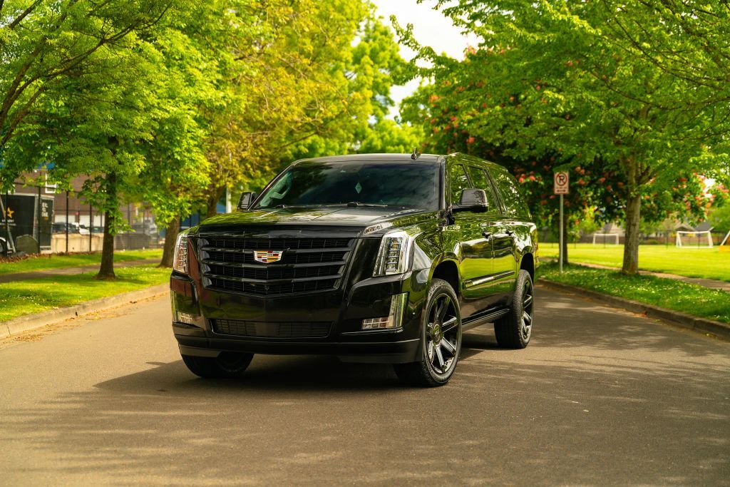 2018 CADILLAC Escalade ESV