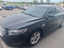 2013 FORD Taurus