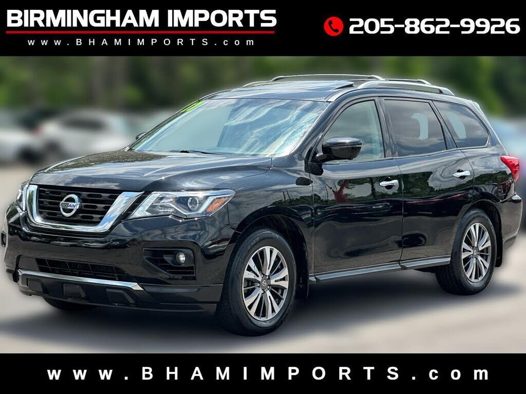 2017 NISSAN Pathfinder